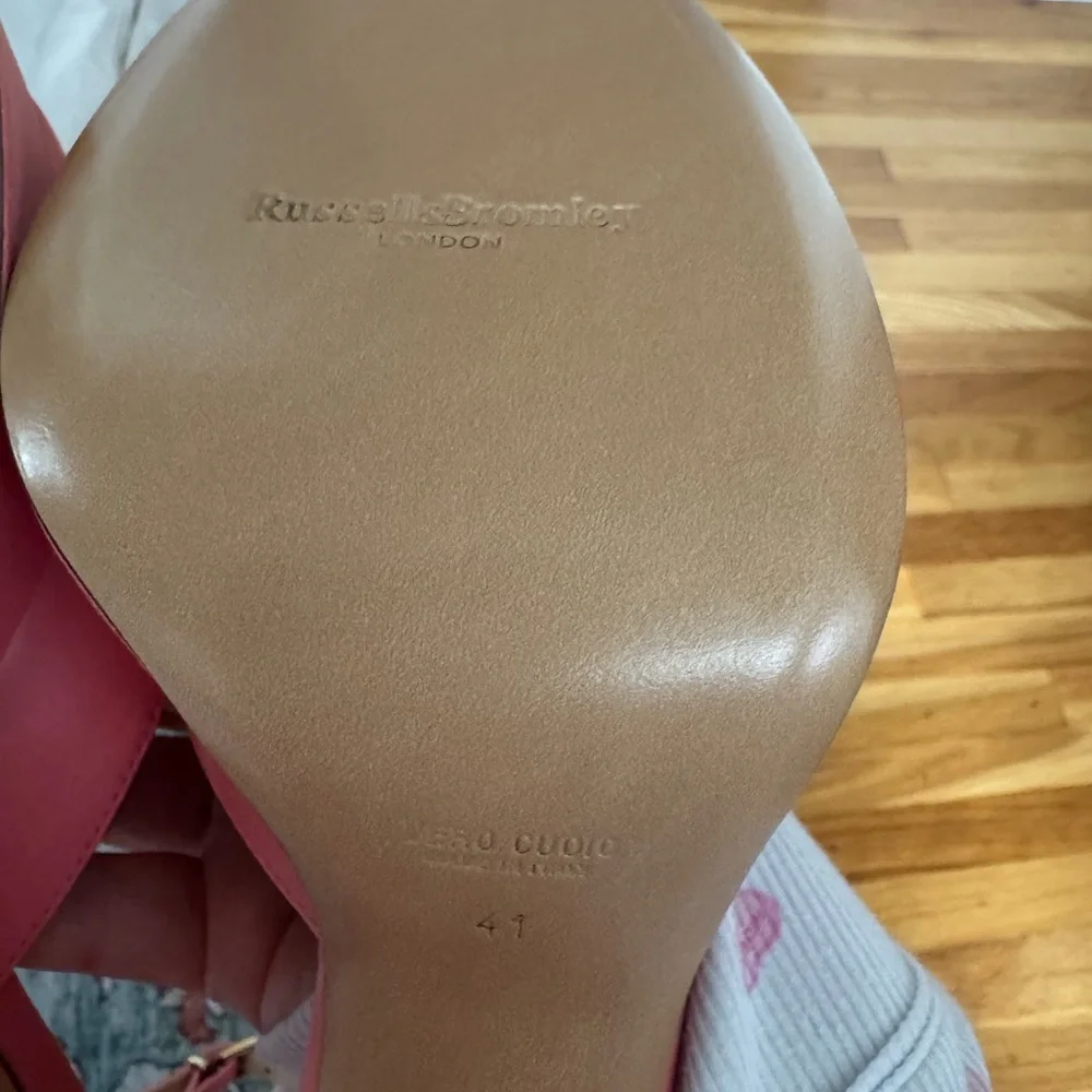 Russell & Bromley Flawless Heels in Pink